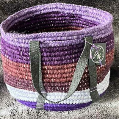 crochet-shoulder-bag-purple-tones